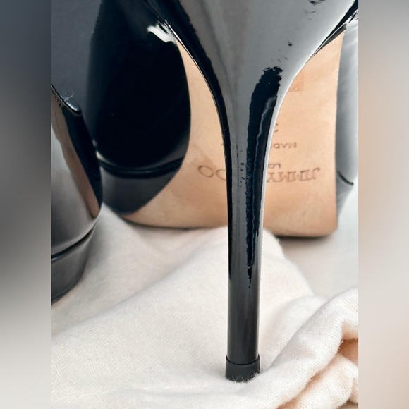 Jimmy Choo Classic Heels!! Luna Black Patent Leather Peep Toe 👠 - Picture 5 of 12